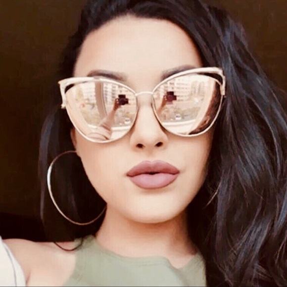 Rose gold cat eye mirrored pink tint sunglasses - Picture 2 of 5